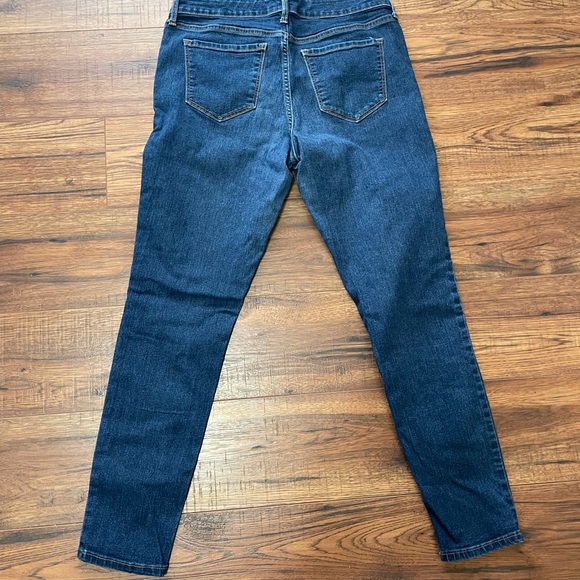Old Navy jeans - Picture 2 of 2